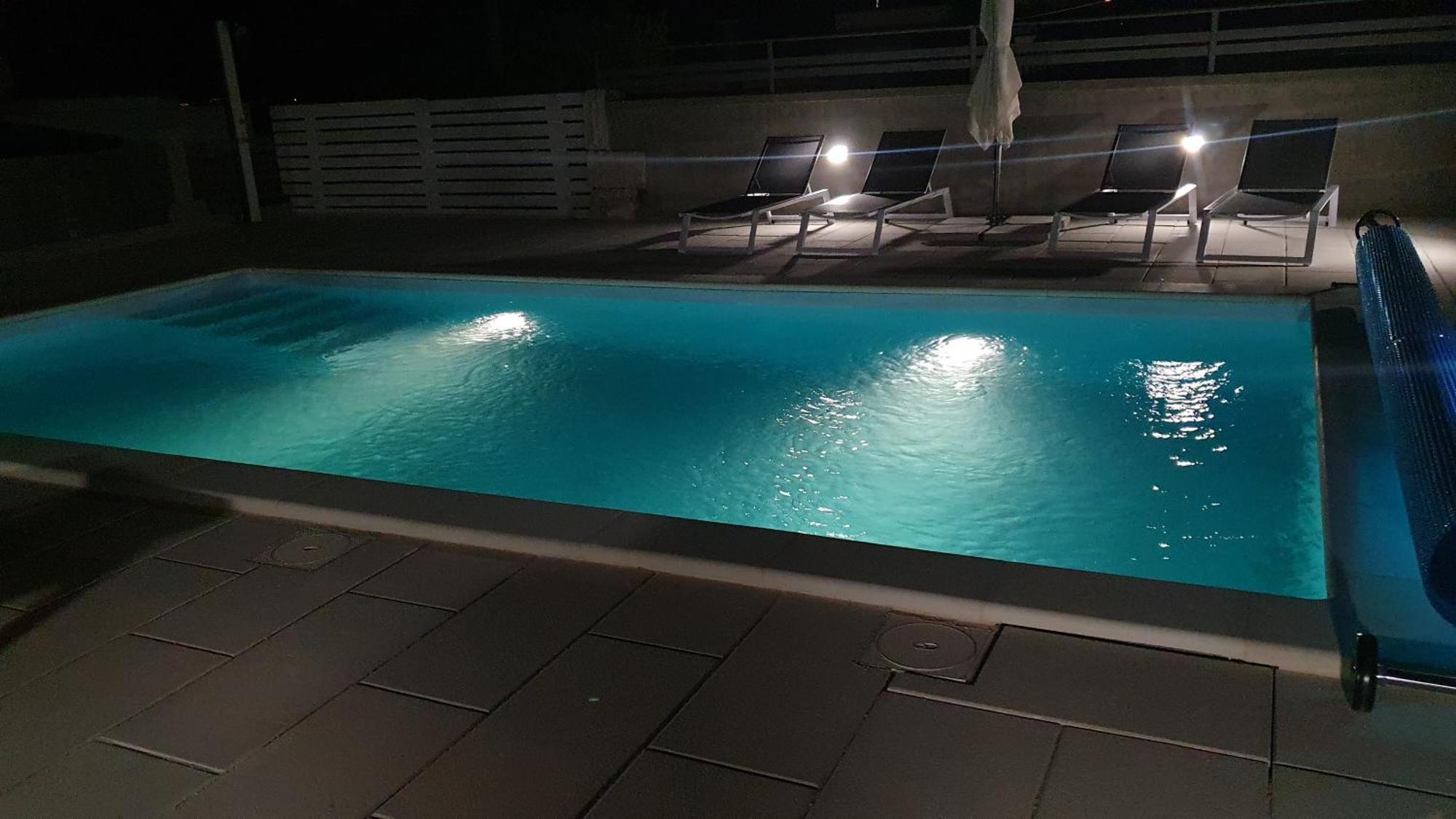Apartmani Naomi&Leo เซนญ์ ภายนอก รูปภาพ